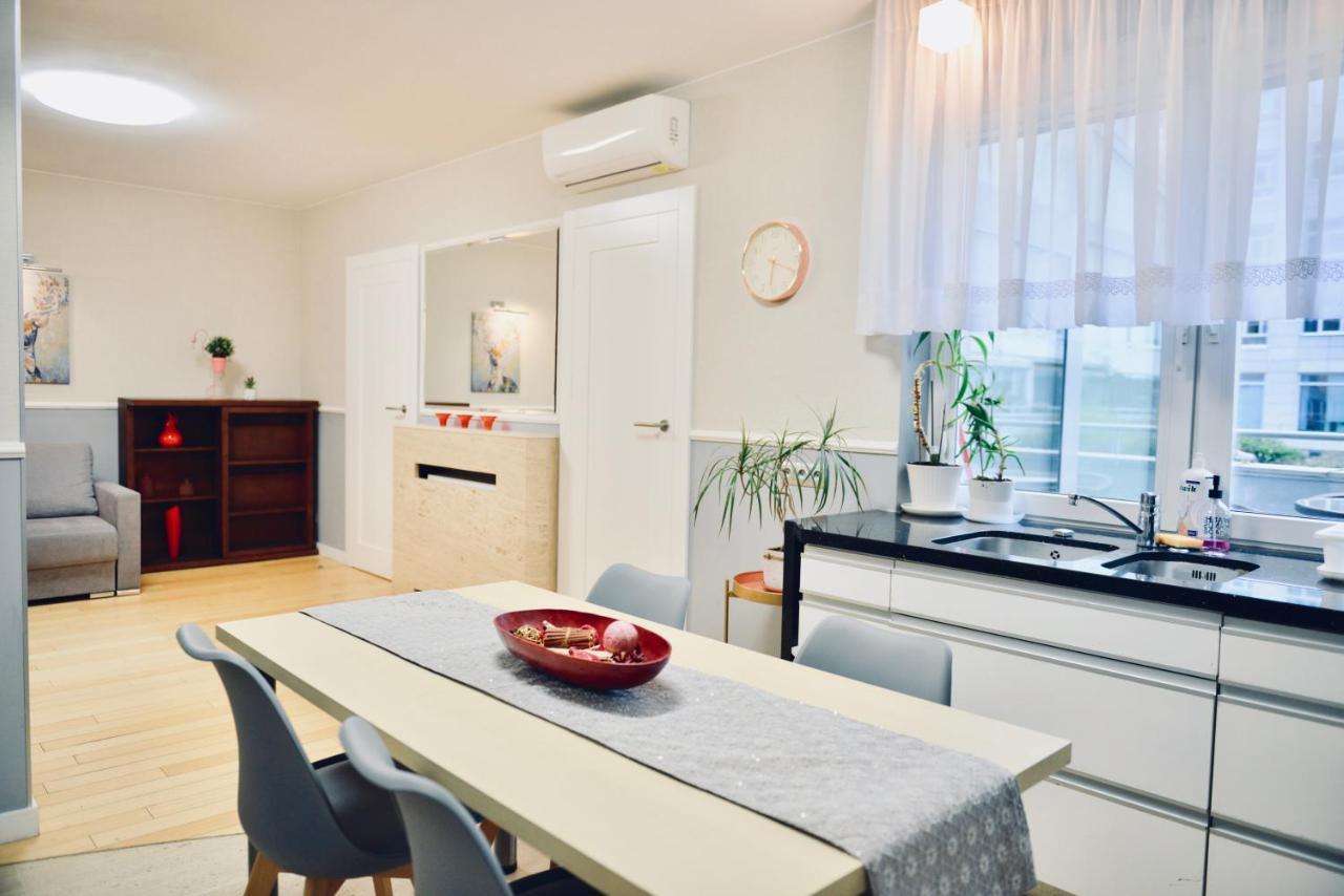Jessapart- Babka Tower Apartment 바르샤바 외부 사진